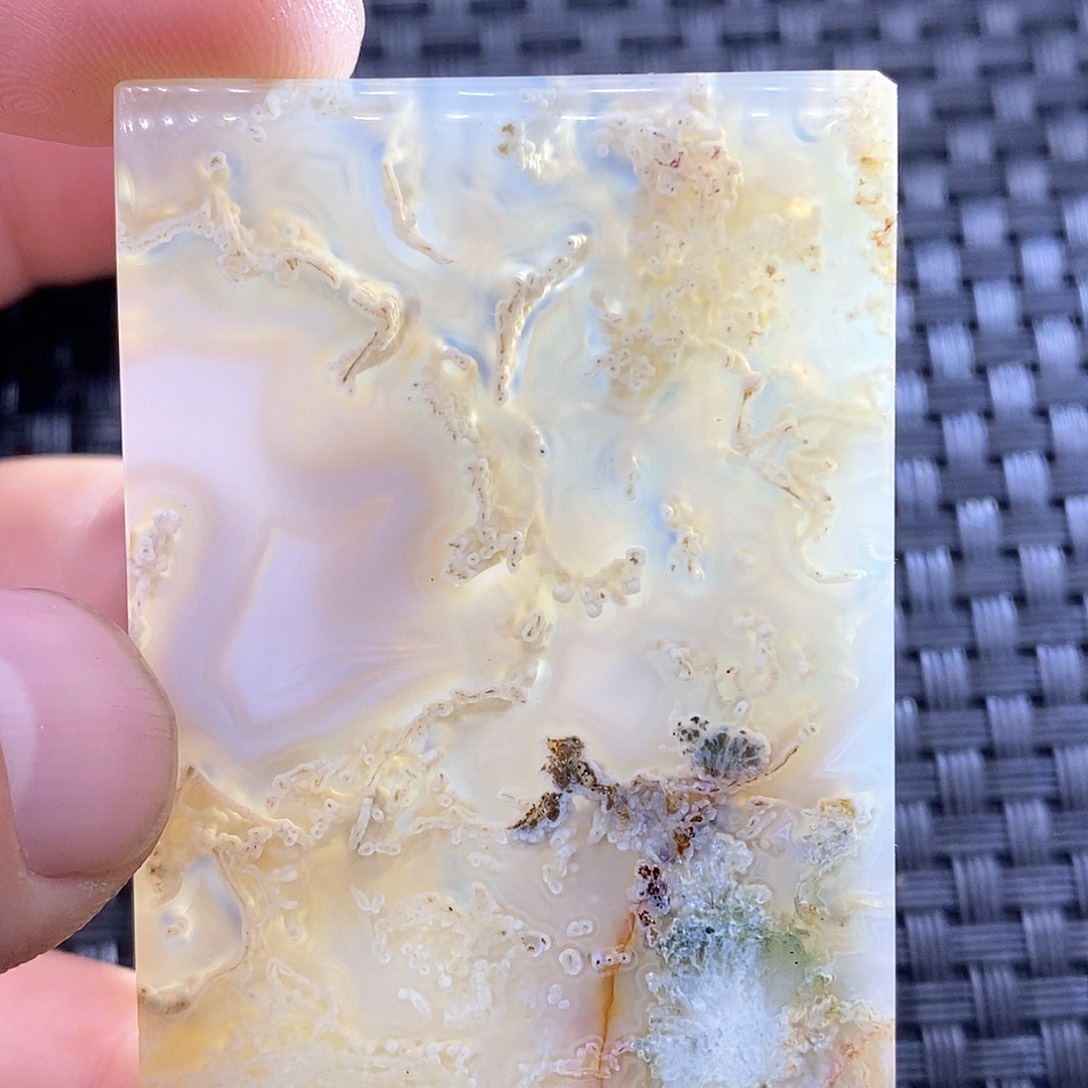 玛瑙/玉髓颈饰未镶嵌大**音