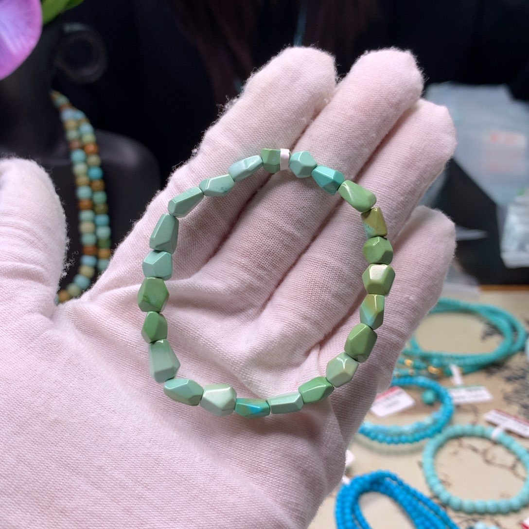 绿松石未镶嵌配饰