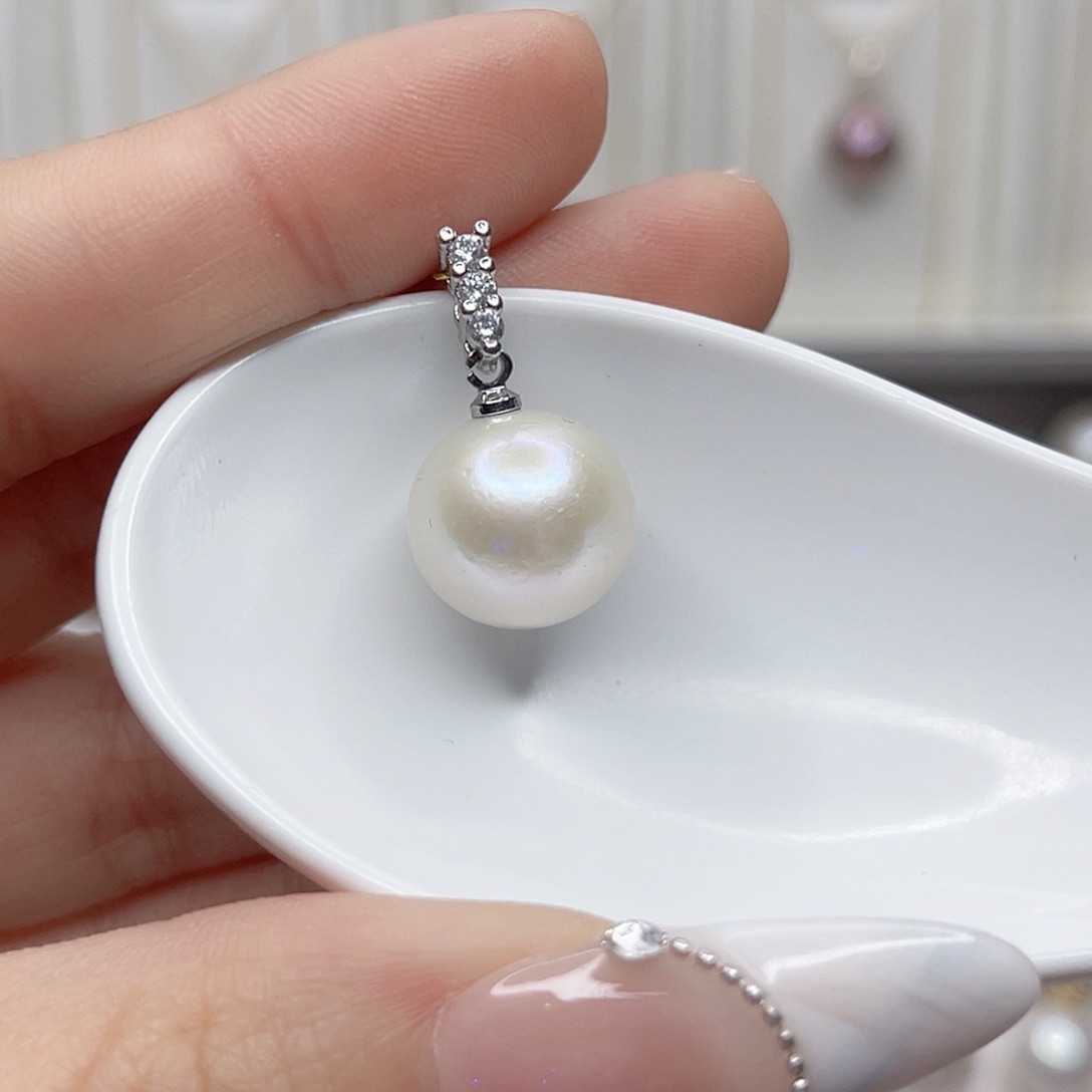 淡水珍珠吊坠(赠链)未镶嵌