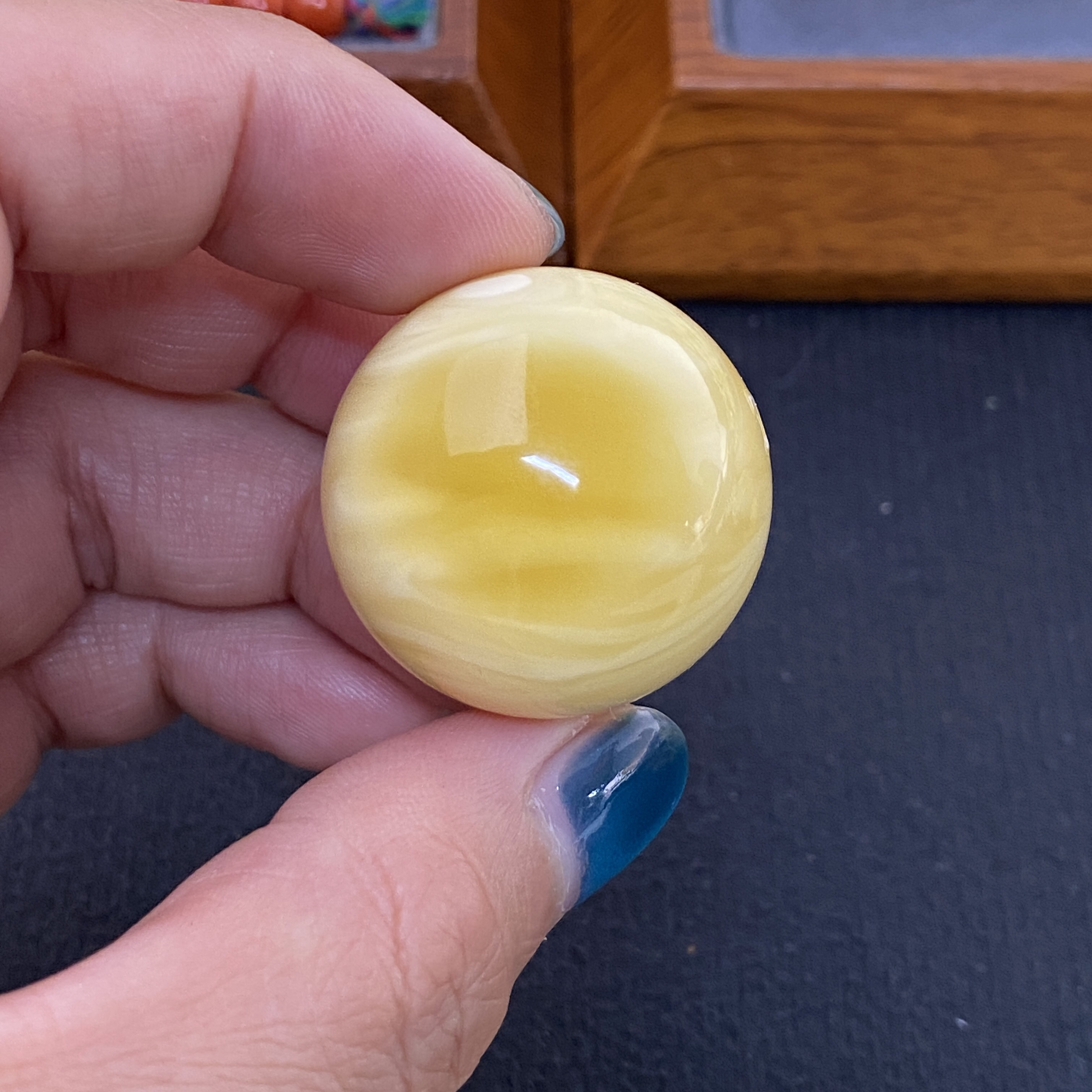 27.6mm天然蜜蜡圆珠锁骨珠原矿俄料无优化金白溶洞流淌纹浓蜡妖花