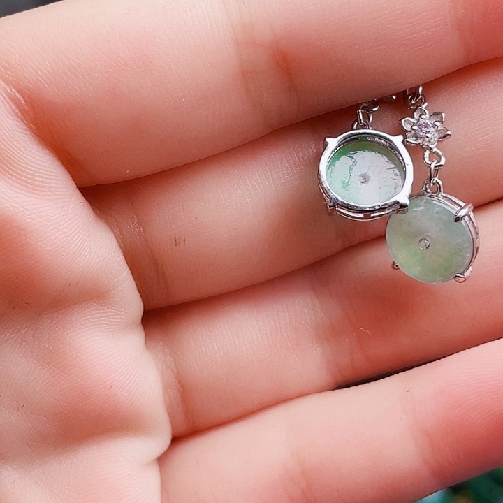 翡翠银S925镶嵌颈饰多样性