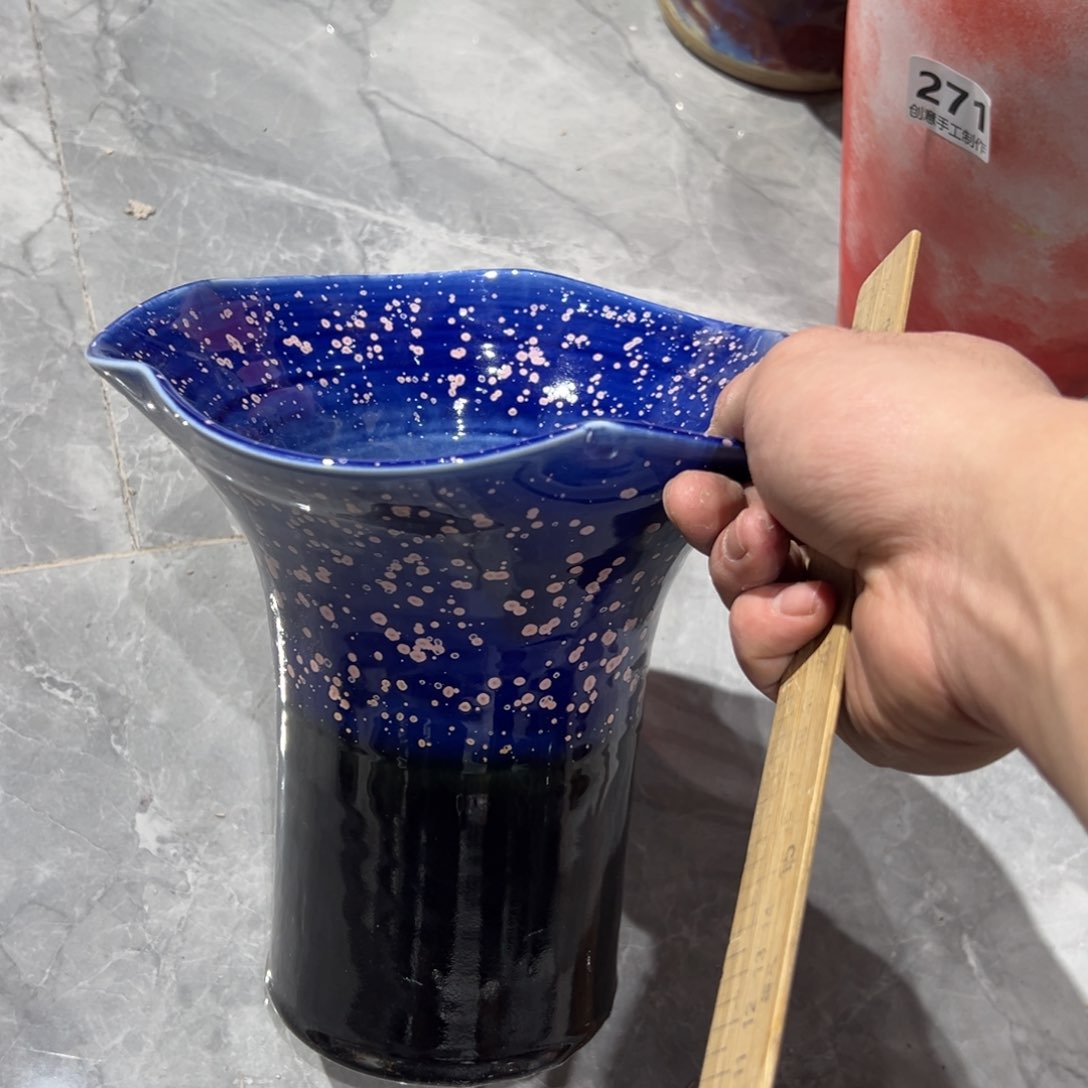 摆件陶瓷花瓶高21口16