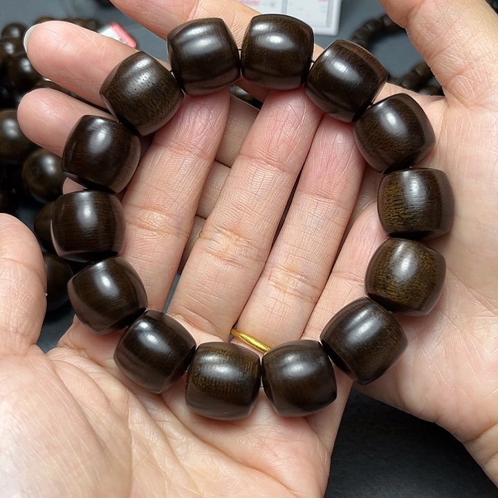 沉香手串屿*白棋玉化