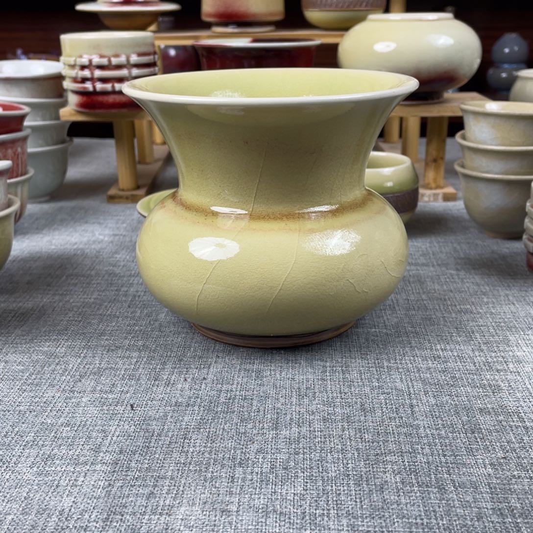 瓷片纯手工制作…………