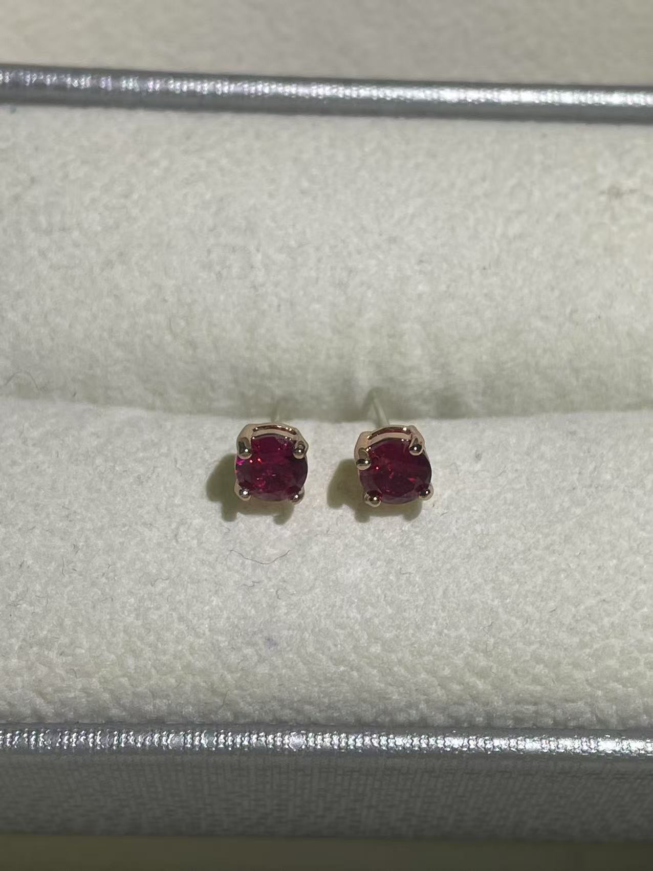 耳饰 耳饰 耳饰 【米米甄选 绚丽多彩】红色耳钉X-2124