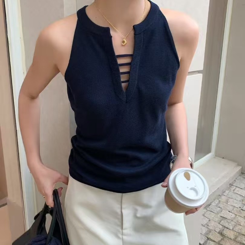 M FIVE辣妹性感蓝色挂脖镂空V领无袖吊带背心夏季外穿设计感上衣