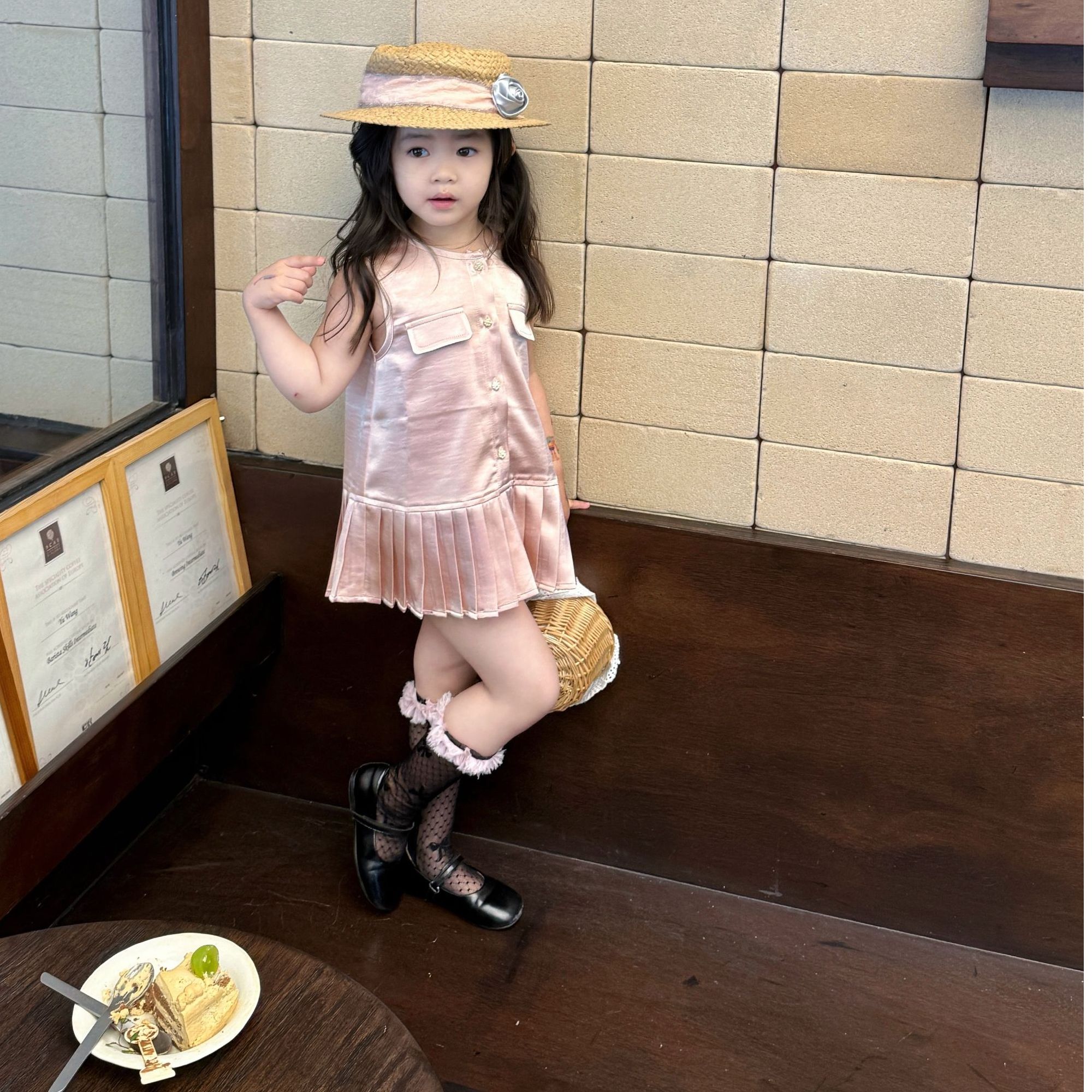 壹妈女童连衣裙2025夏装新款时尚女宝宝洋气单排扣高级感百褶裙子