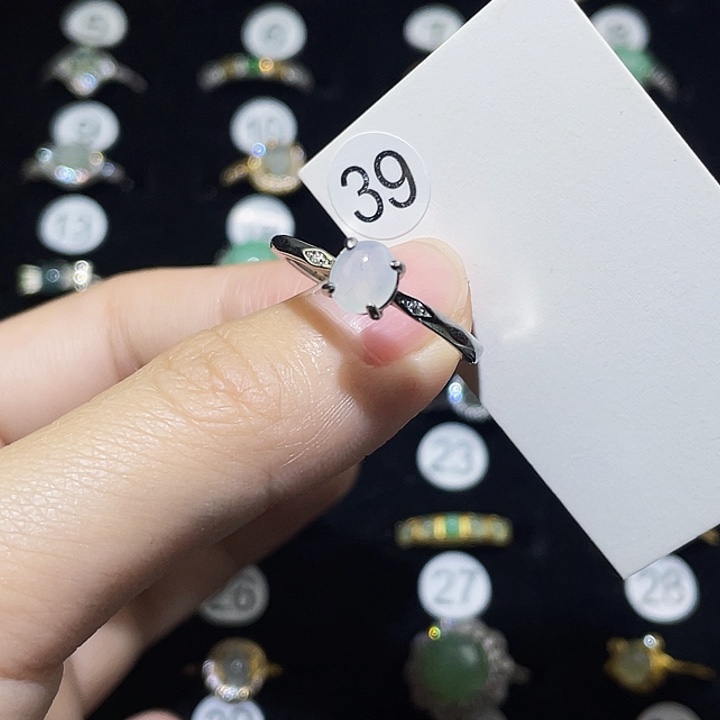 翡翠未镶嵌戒指戒指