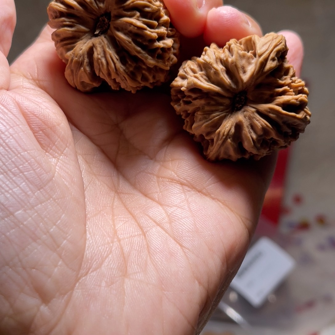 文玩核桃把件艺*_南疆