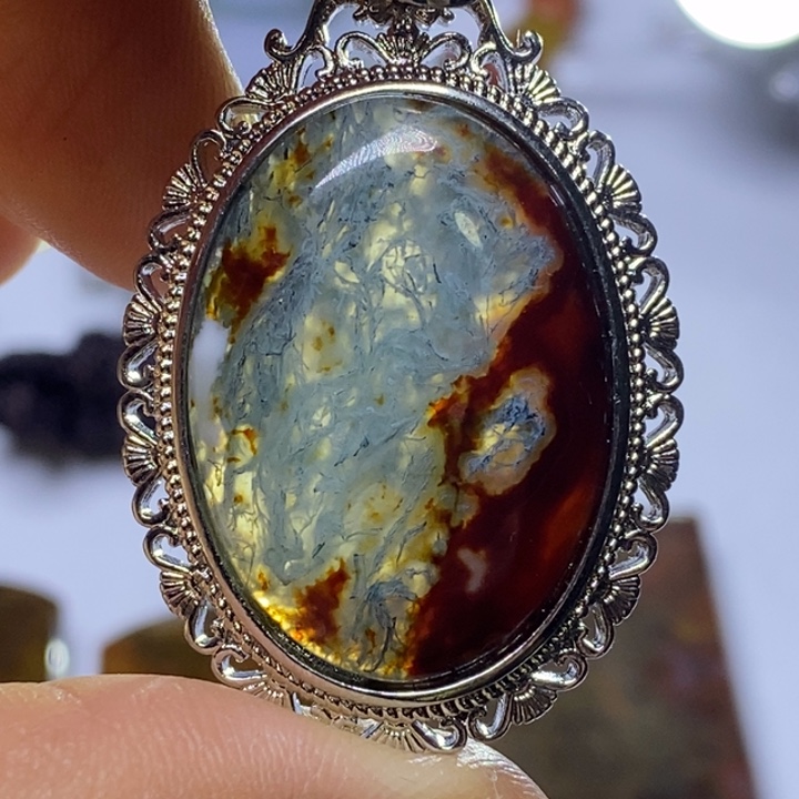 玛瑙/玉髓颈饰未镶嵌