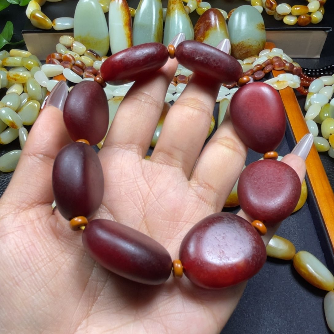 颈饰未镶嵌和田玉万***心