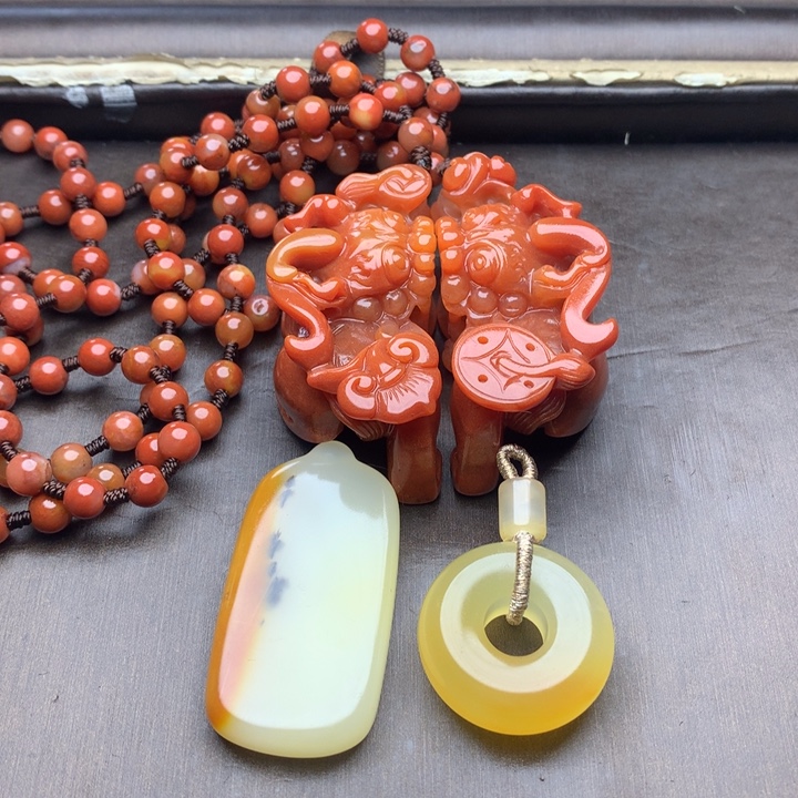 石英质玉（黄龙玉）未镶嵌吊坠(不含链)