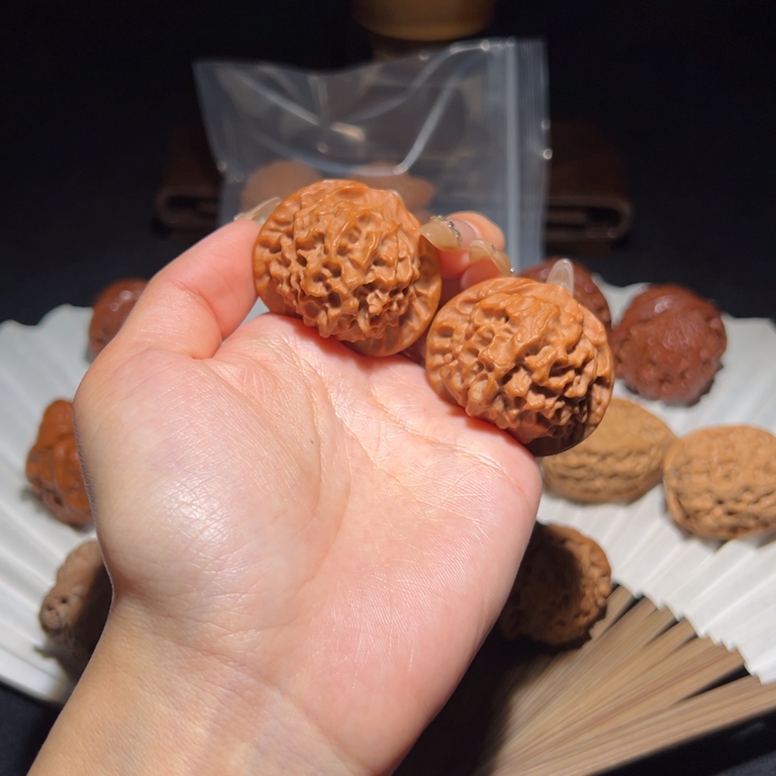 吊坠文玩核桃龙鳞纹