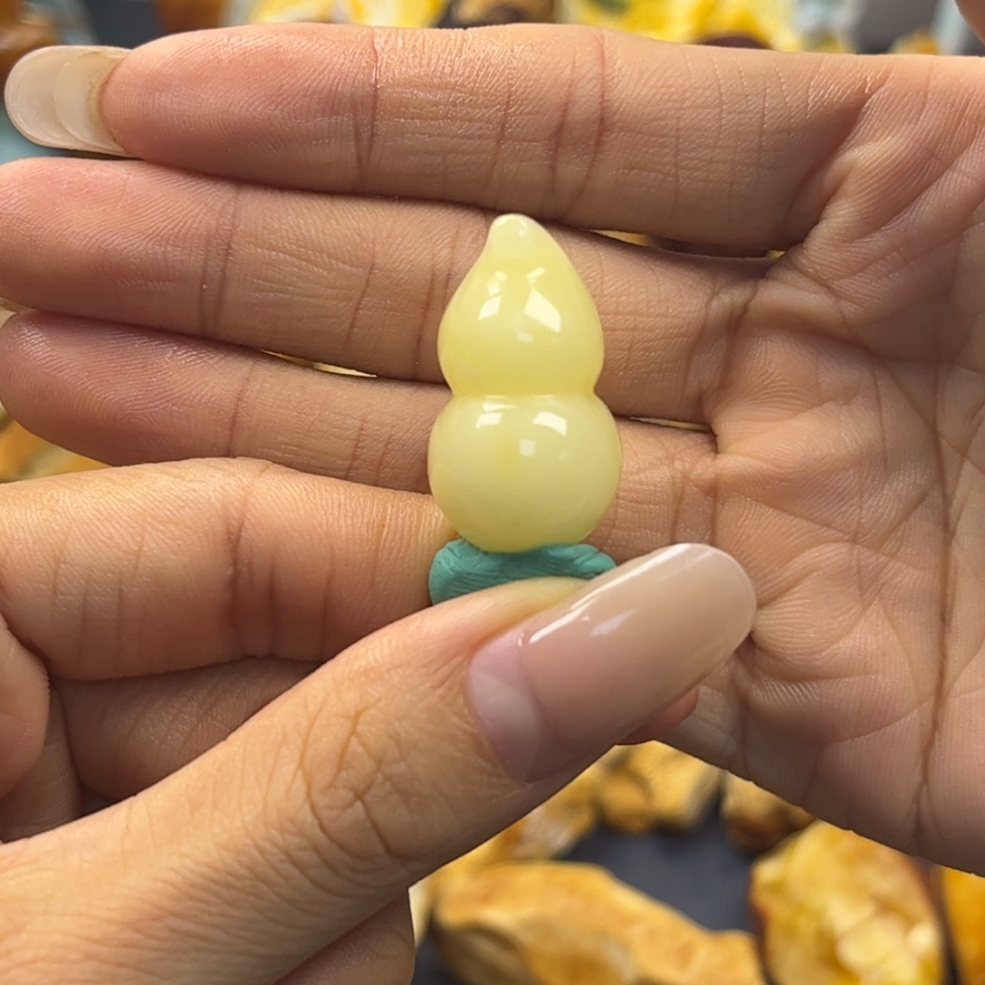 定制琥珀未镶嵌蜜蜡定制