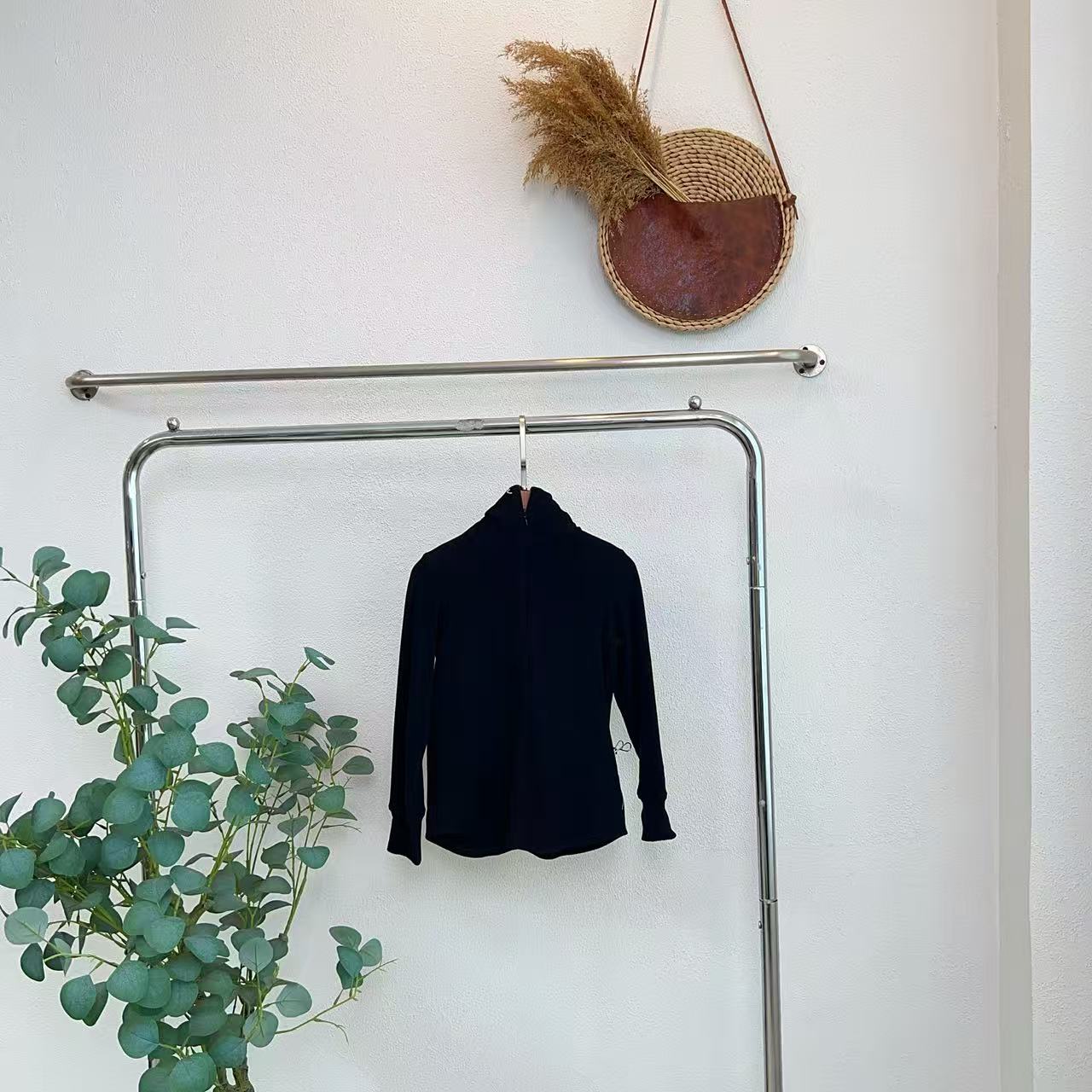 2079听黑色连帽打底衫