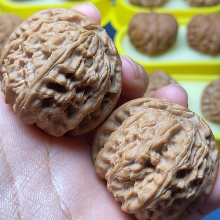 文玩核桃白狮子42