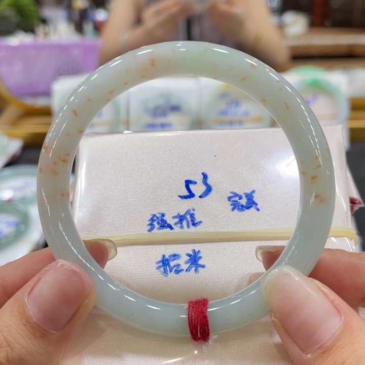 翡翠未镶嵌手镯翡翠