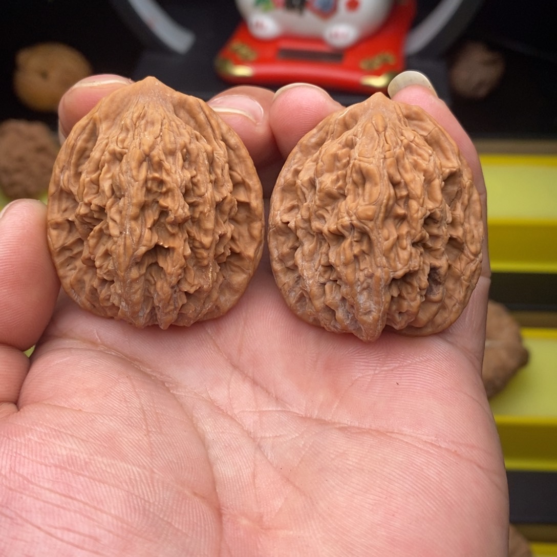 H****文玩核桃把件40麦虎
