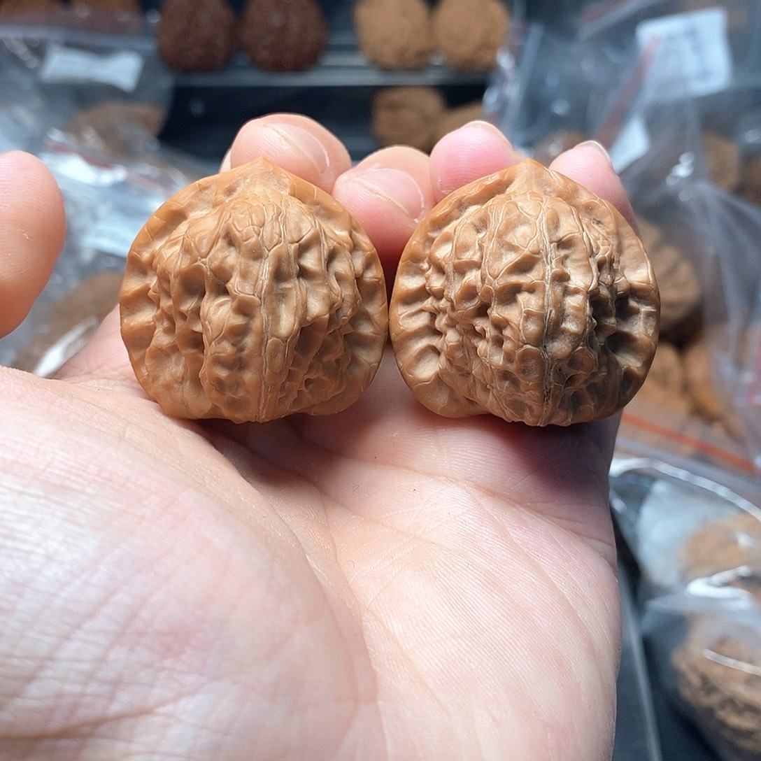 1文玩核桃白蛇谷36-278