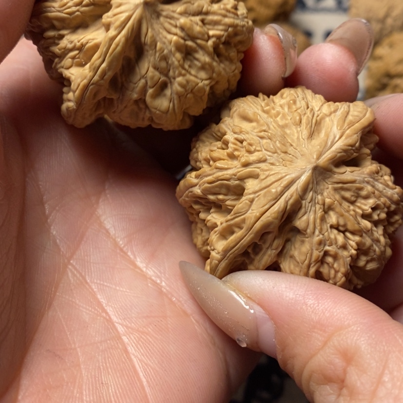 【闪购商品】文玩核桃吊坠k*康粗筋。花