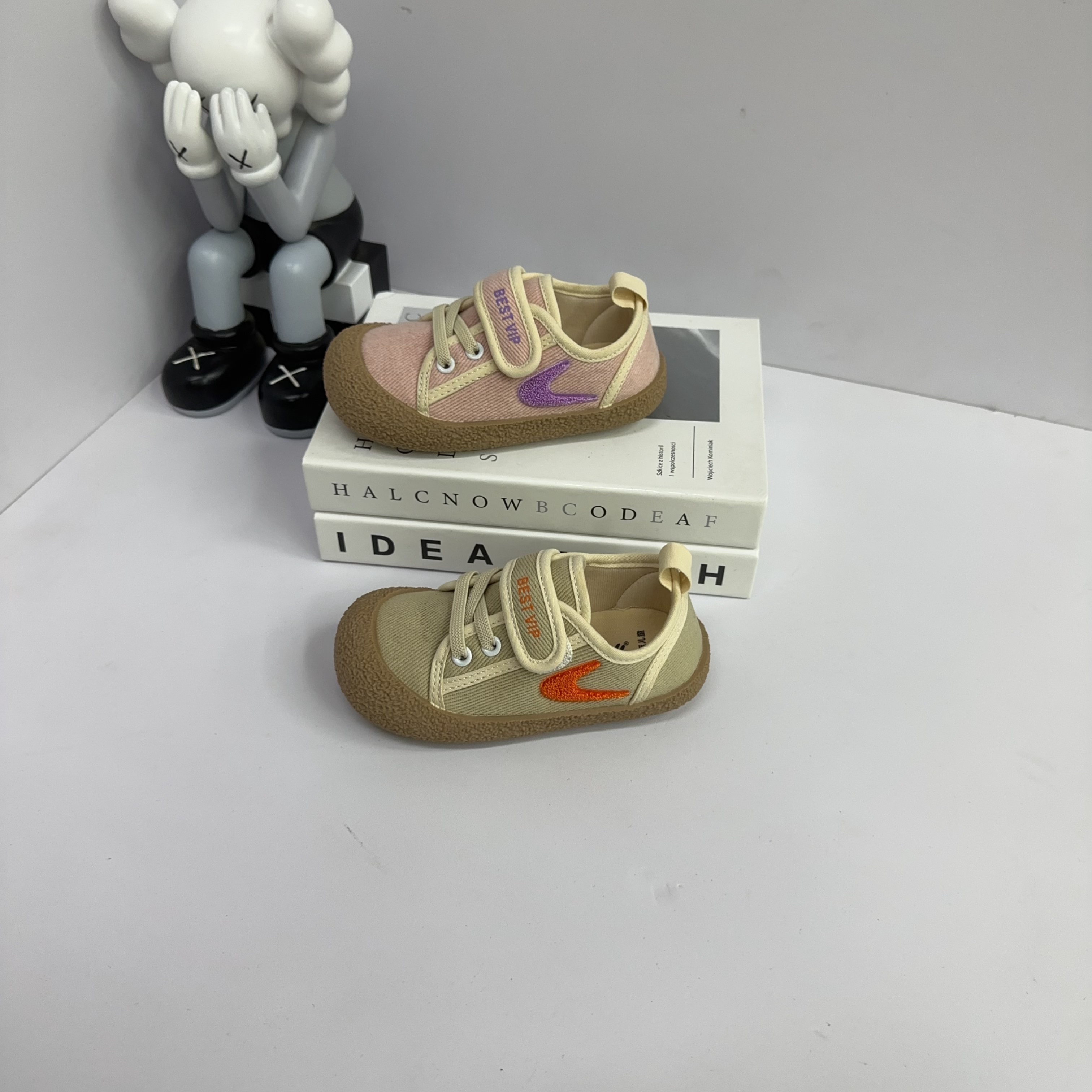 3756透气镂空防滑魔术贴学步鞋飞织婴童童鞋