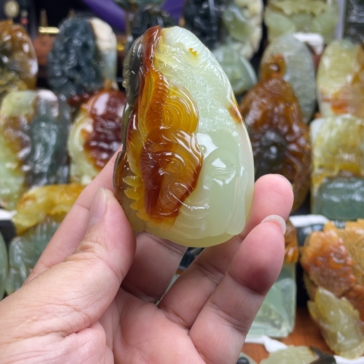 未镶嵌蛇纹石玉吊坠(不含链)