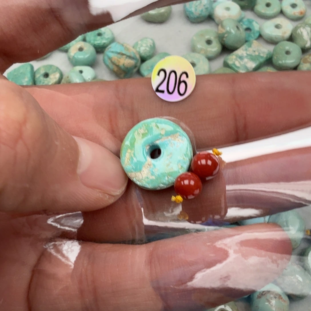 南红玛瑙未镶嵌珠宝奇石