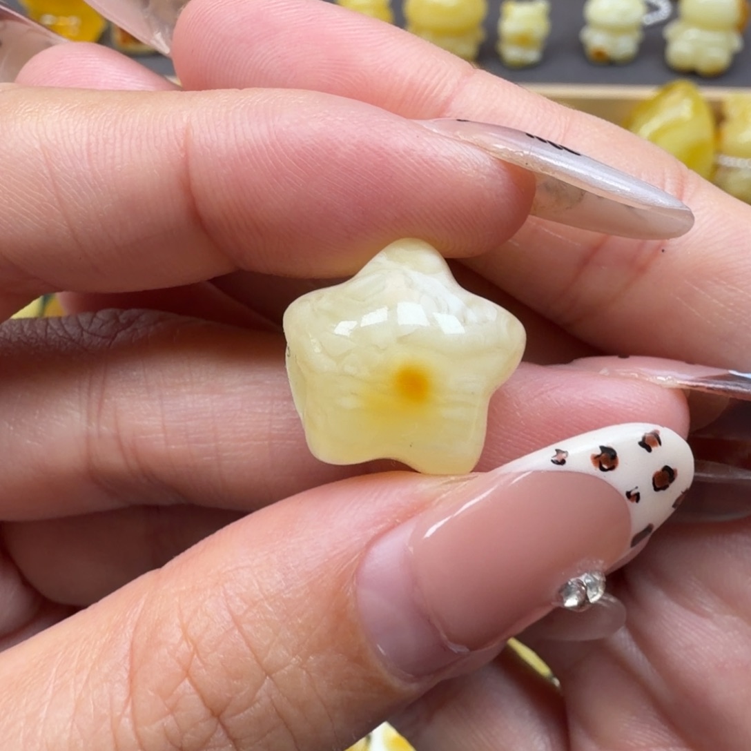 蜜蜡未镶嵌裸石蜜蜡