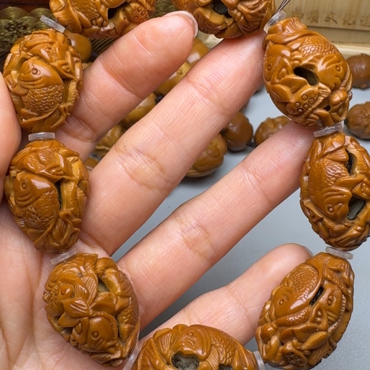 橄榄核手串/手链鱼戏莲花