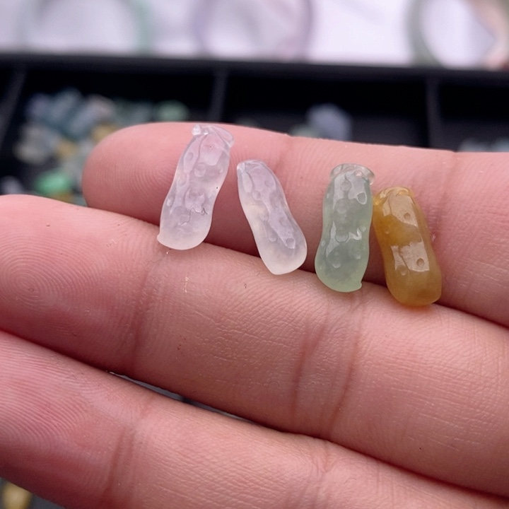 翡翠吊坠(不含链)未镶嵌周****鱼