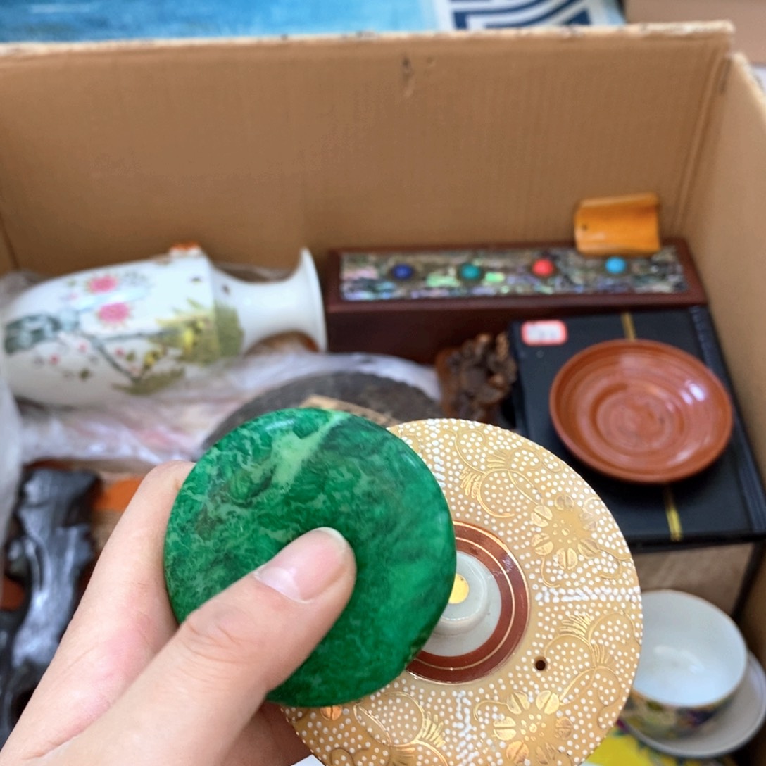 瓷片并不会哈哈哈哈哈哈哈哈