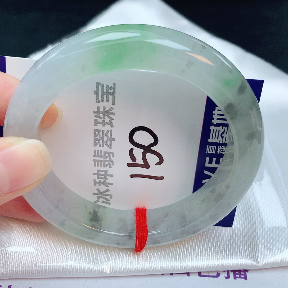 翡翠手镯未镶嵌缅甸天然A货翡翠手镯