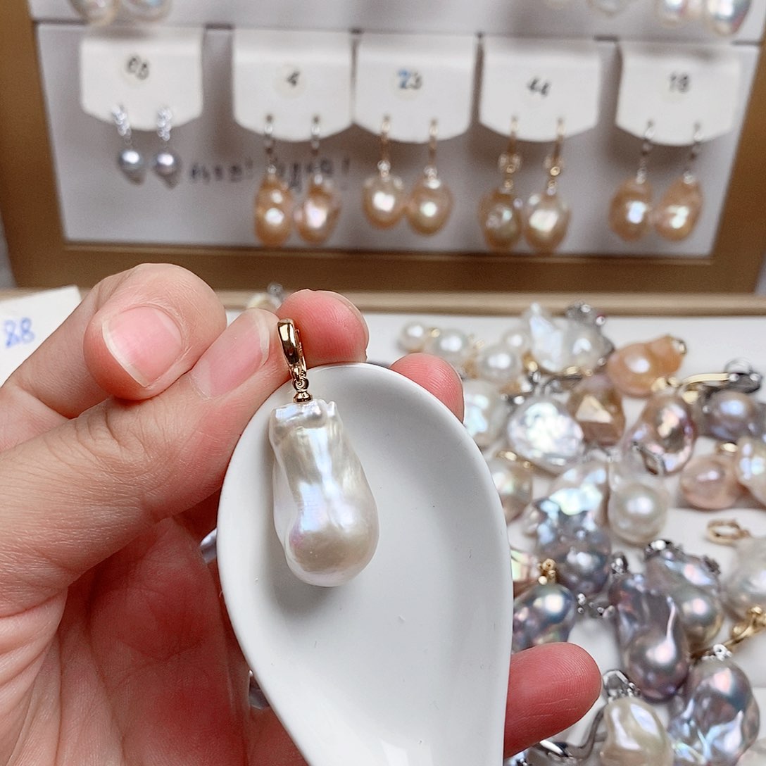 淡水珍珠未镶嵌颈饰