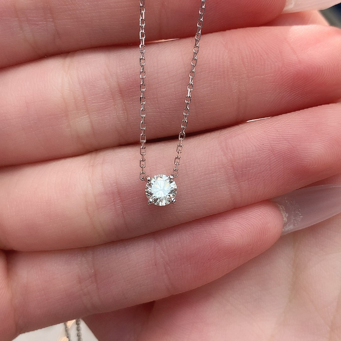 钻石项链18K金镶嵌18k钻石项链