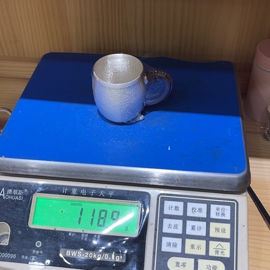 纯银锤纹100毫升水杯