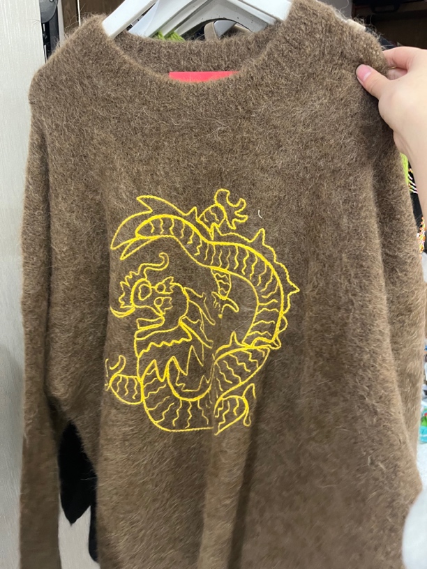 MAGIC INTRO 毛衣1010