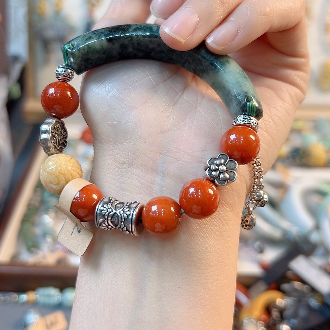 翡翠手链未镶嵌黄*