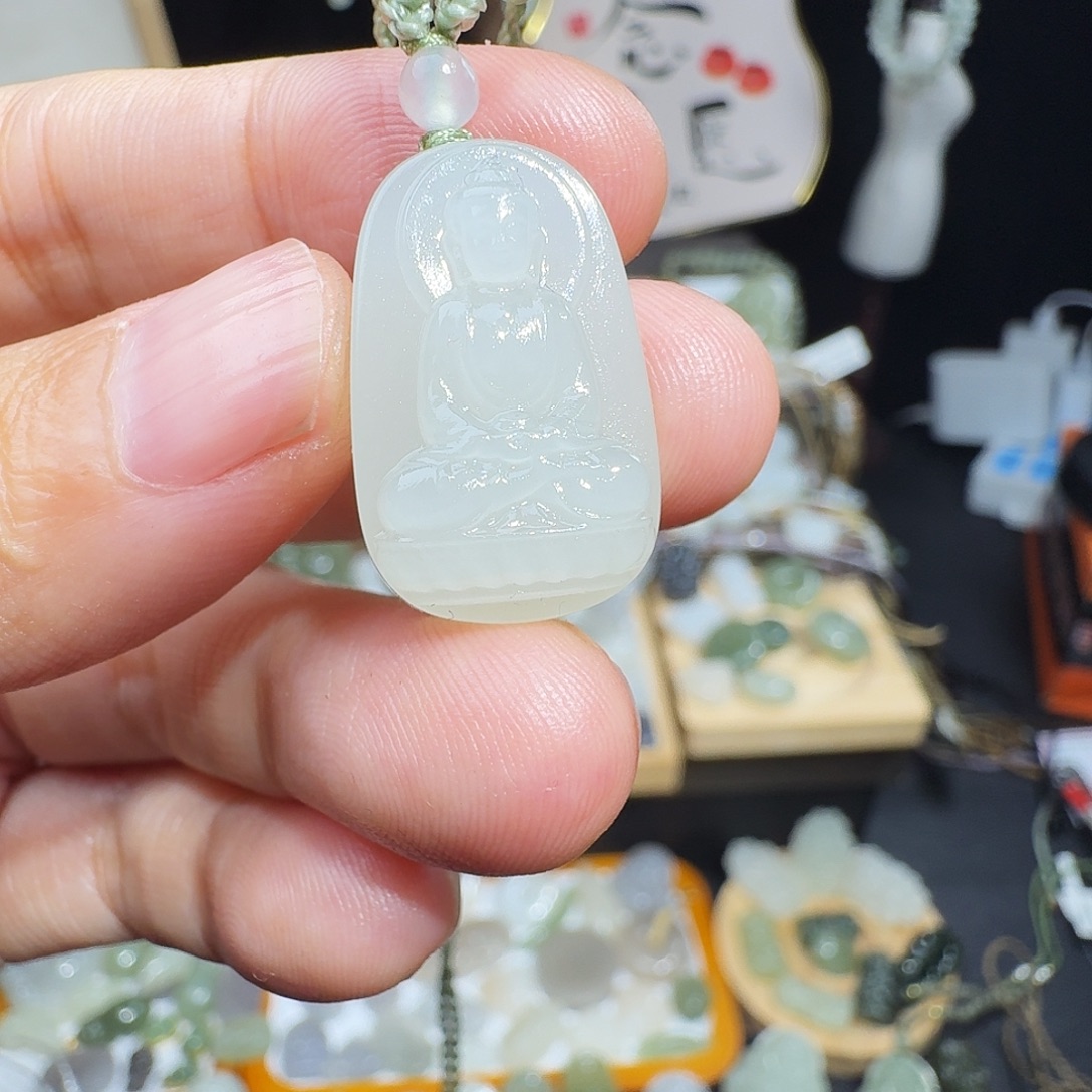 和田玉未镶嵌颈饰