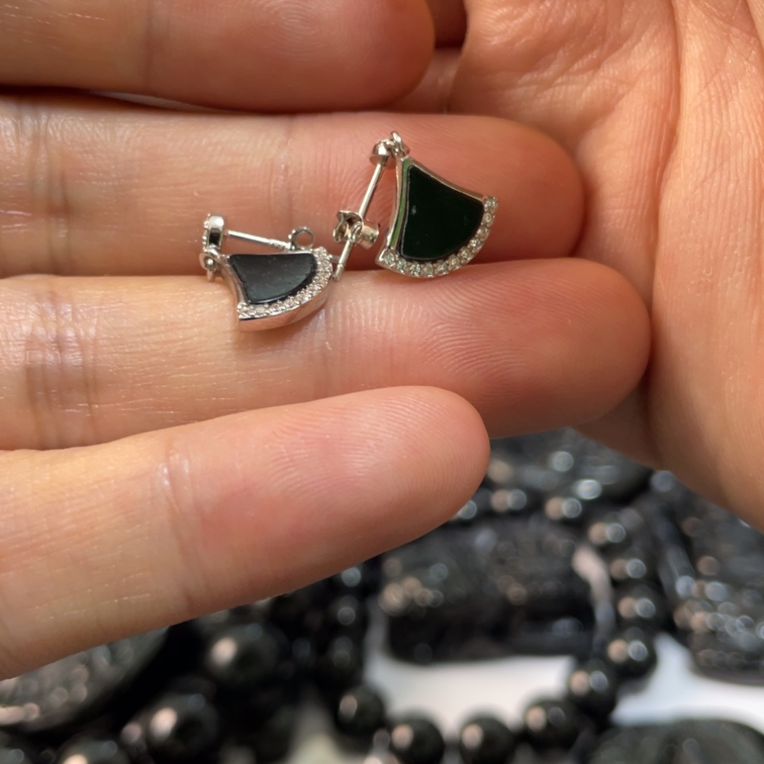 翡翠吊坠(不含链)未镶嵌12