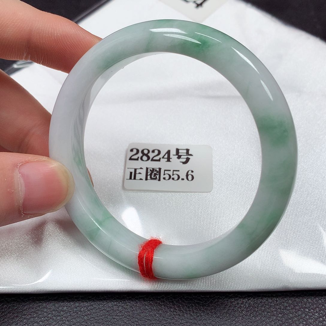 翡翠手镯未镶嵌2824号