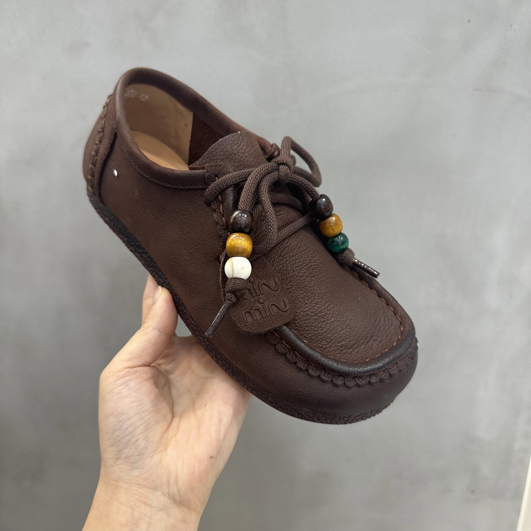 25850小牛皮时尚休闲鞋百搭