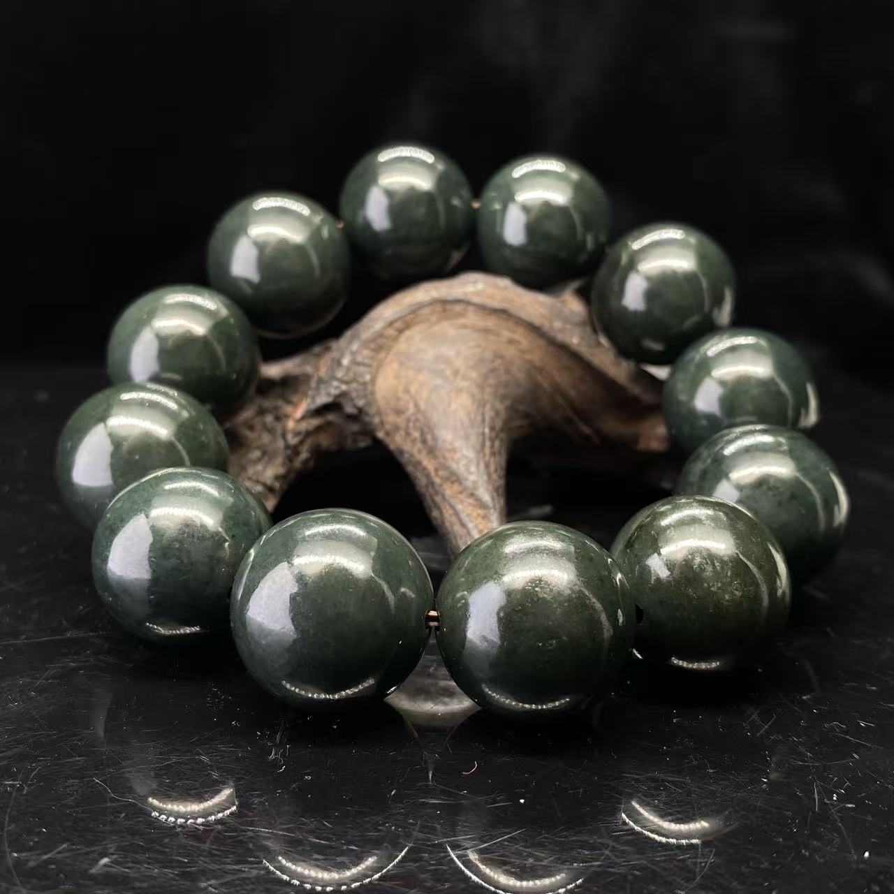 A1850 和田玉手串 YS427079