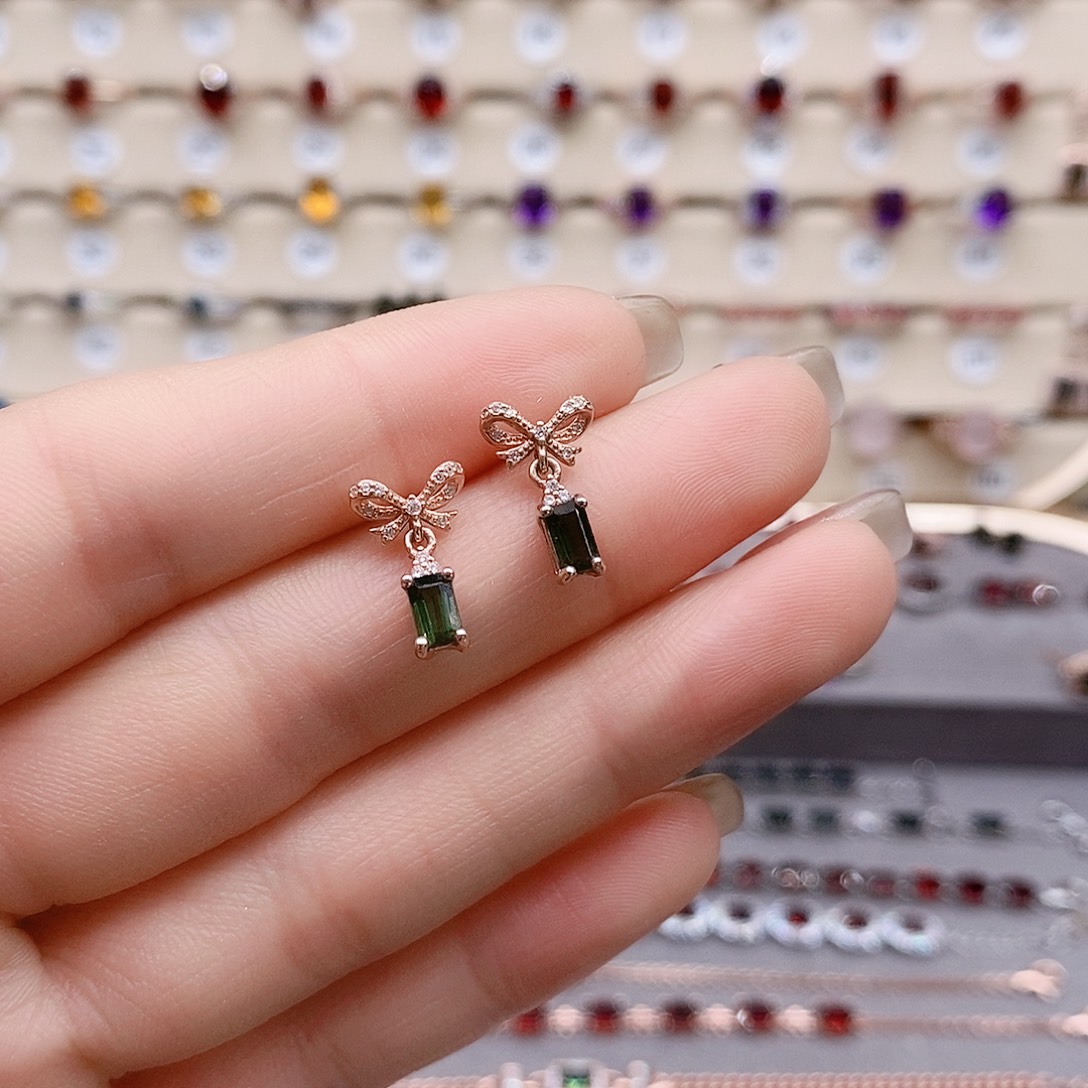 碧玺耳钉银S925镶嵌耳钉