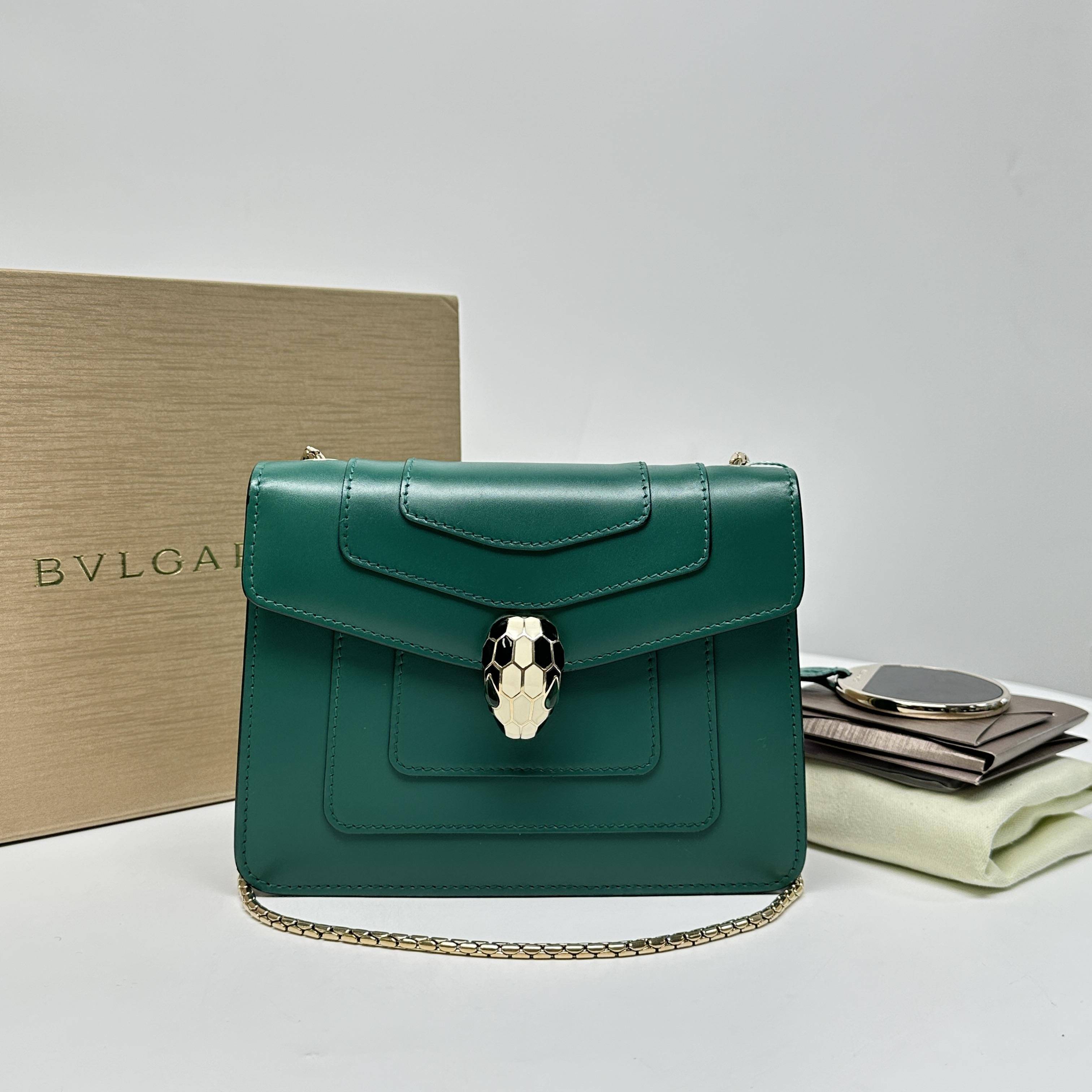 胖虎安安/宝格丽/95新/公价0/箱包/斜挎包/312501220128