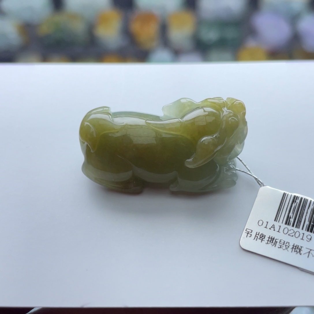 翡翠颈饰未镶嵌貔貅