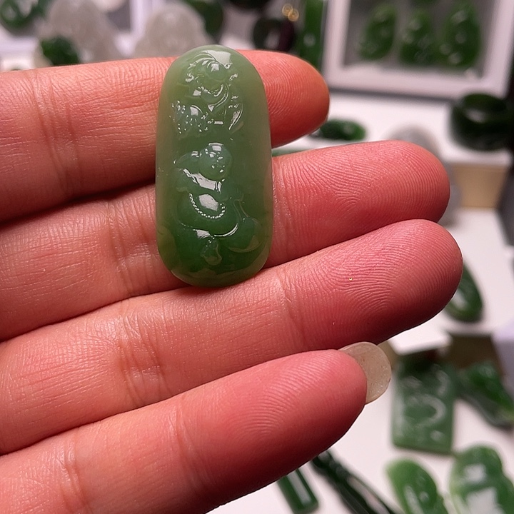 和田玉未镶嵌耳饰