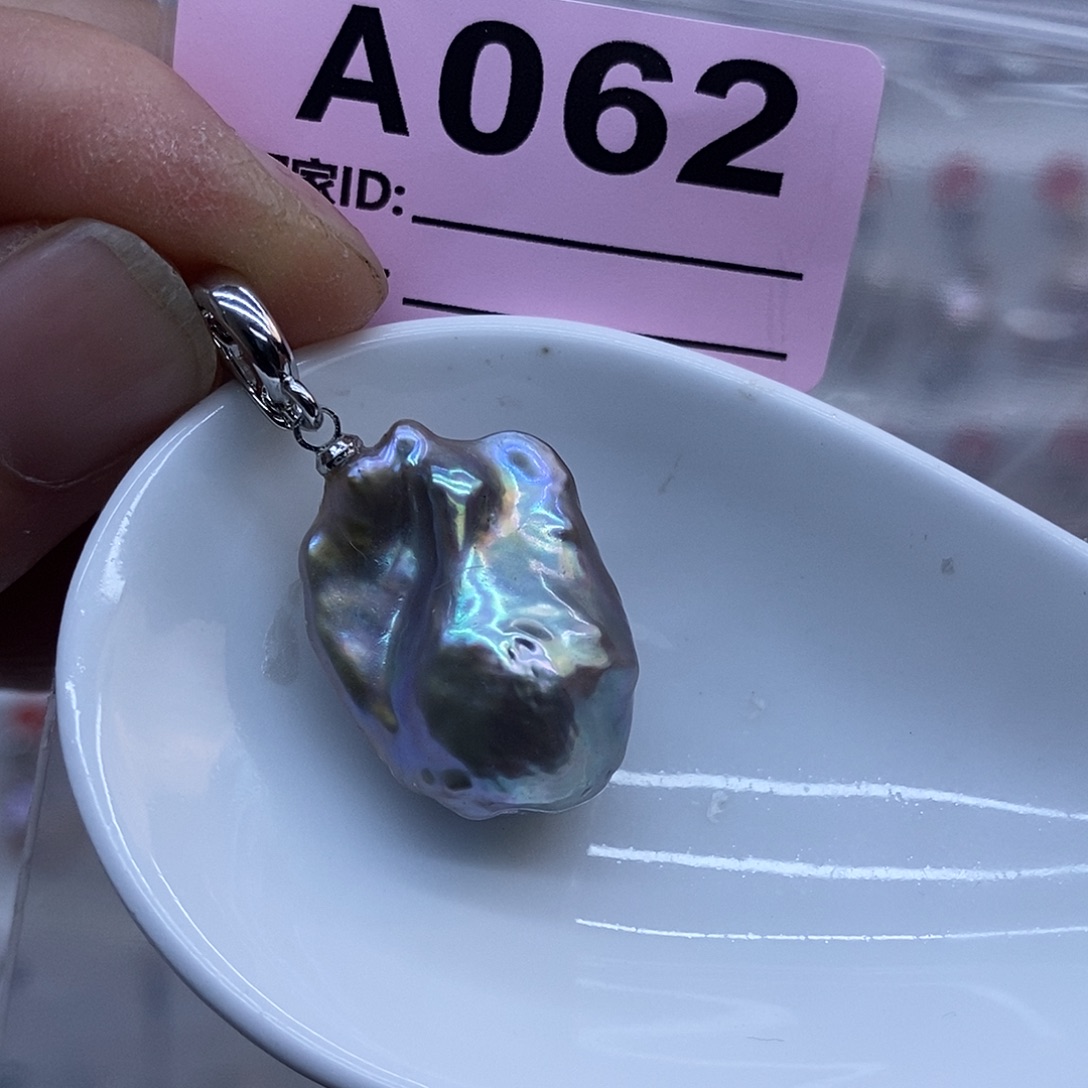 未镶嵌颈饰淡水珍珠