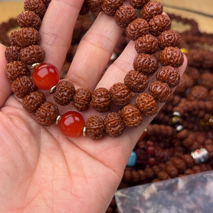 左***手机刷玉化包浆六瓣双圈手串