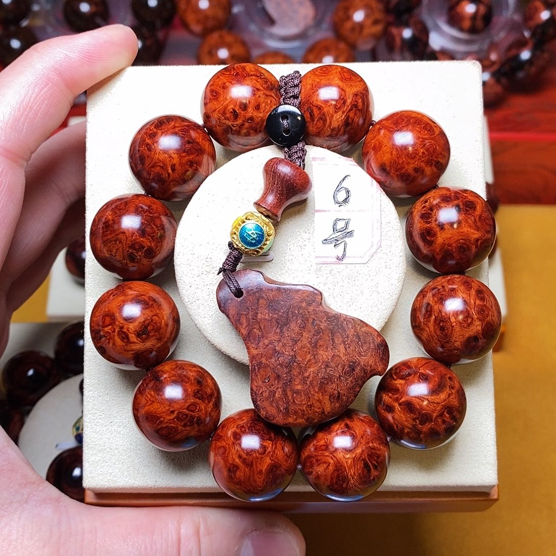 黄花梨/降香黄檀海南黄花梨爆满瘤疤天花板2.0