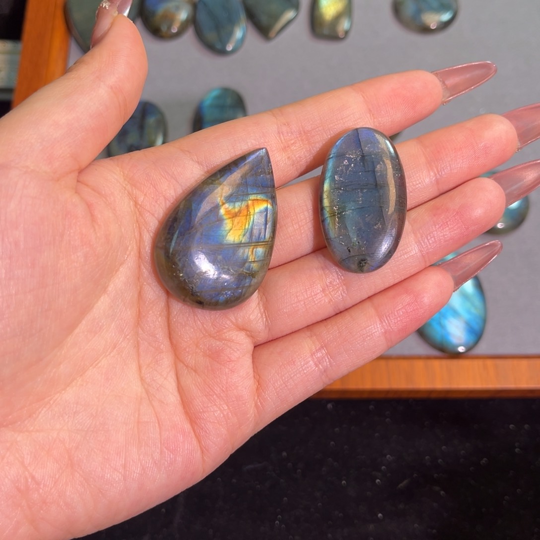 拉长石吊坠未镶嵌?***?